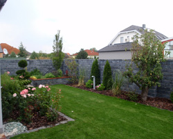 Garden in Pama